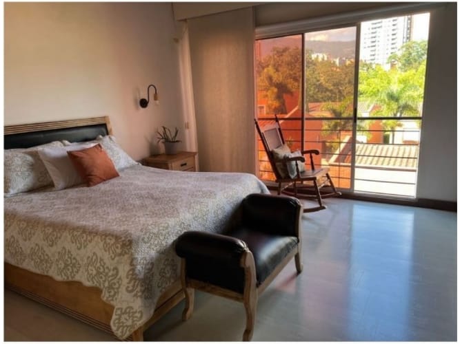 Casa de 4 alcobas en venta en Loma Benedictinos, Envigado, 274 m² · foto 15 de 21