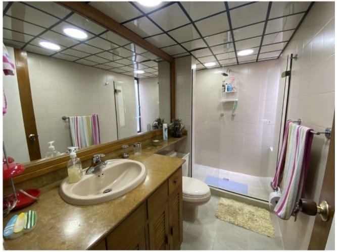 Casa de 3 alcobas en venta en Loma Benedictinos, Envigado, 391 m² · foto 20 de 21