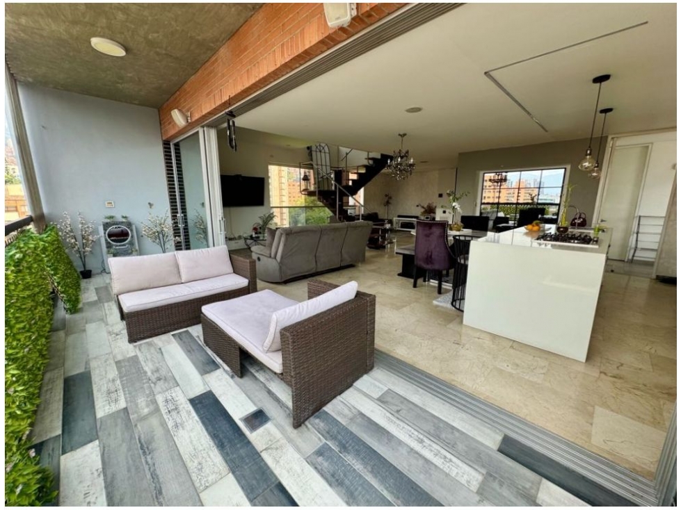 Apartamento de 2 alcobas en venta en Alejandría, Medellín, 207 m² · foto 6 de 24