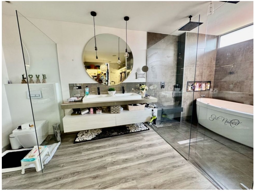 Apartamento de 2 alcobas en venta en Alejandría, Medellín, 207 m² · foto 13 de 24