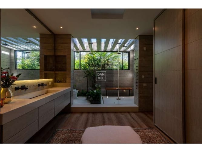 Casa de 3 alcobas en venta en Sajonia, Rionegro, 700 m² · foto 8 de 14