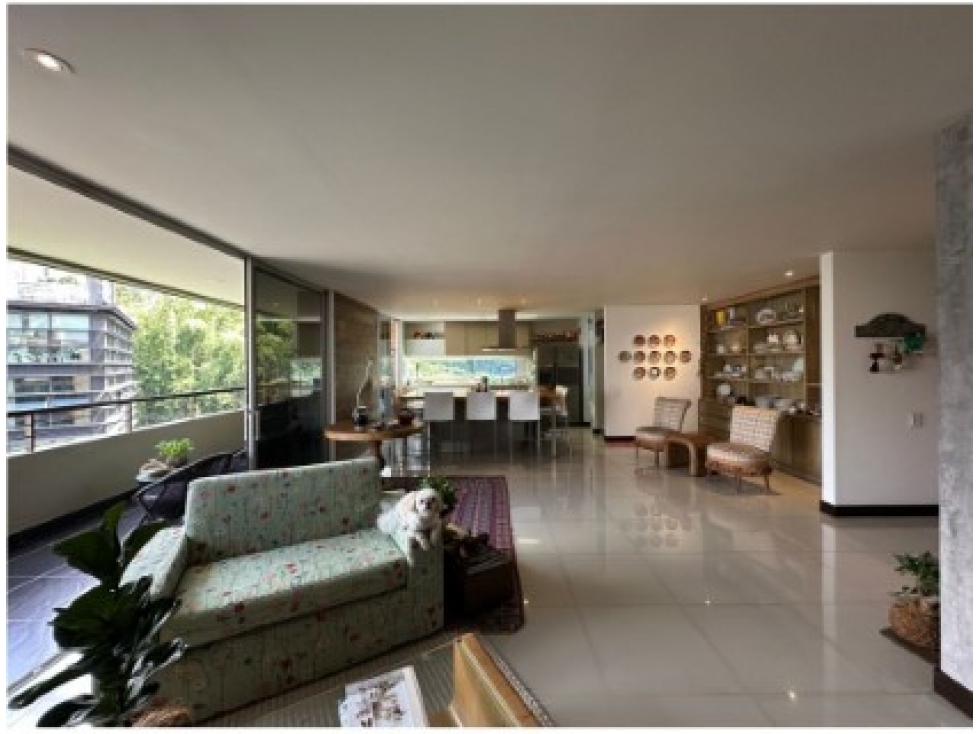 Apartamento de 2 alcobas en venta en La Florida, Medellín, 141 m² · foto 8 de 19