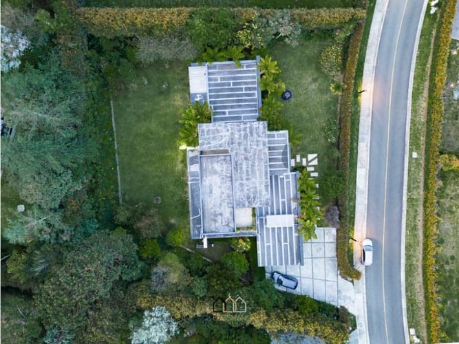 Casa de 4 alcobas en venta en Loma Benedictinos, Envigado, 445 m² · foto 13 de 14