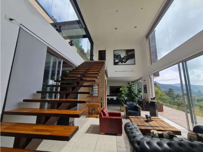 Casa de 4 alcobas en venta en Vía Las Palmas, El Retiro, 500 m² · foto 6 de 20