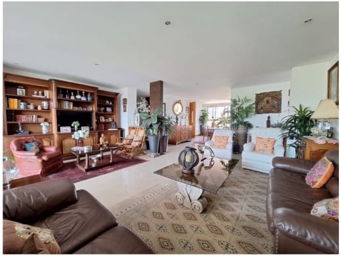 Apartamento de 3 alcobas en venta en El Poblado, Medellín, 210 m² · foto 11 de 24
