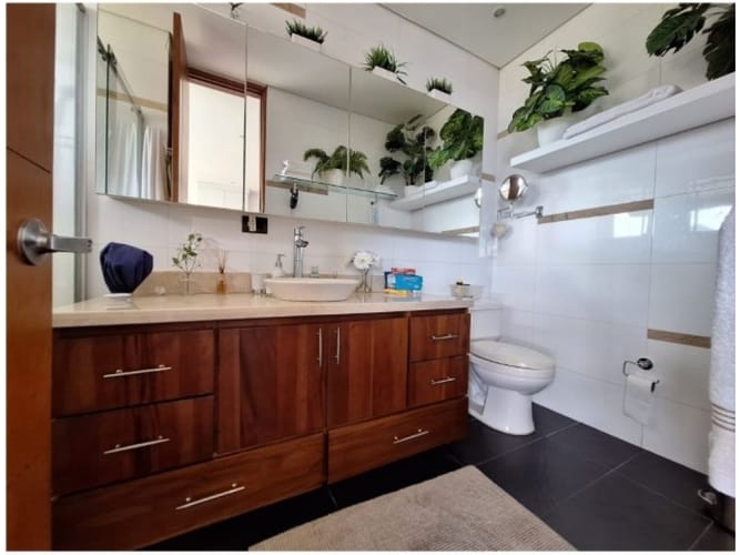 Apartamento de 3 alcobas en venta en El Poblado, Medellín, 210 m² · foto 23 de 24
