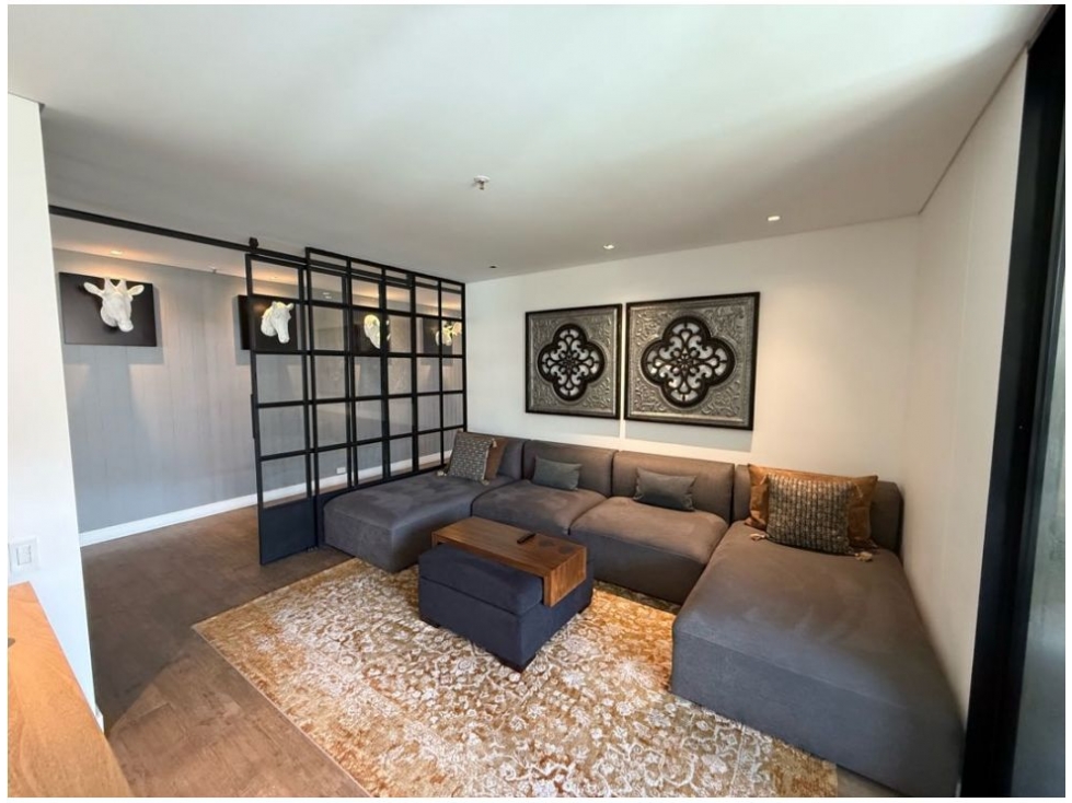 Apartamento de 3 alcobas en venta en El Poblado, Medellín, 330 m² · foto 11 de 17