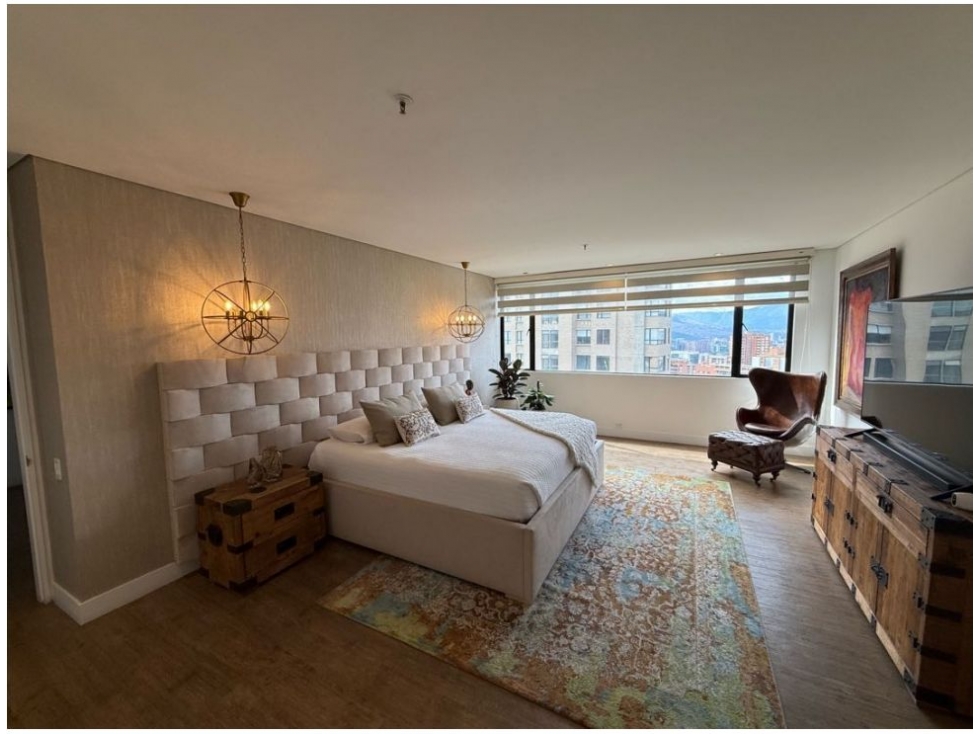 Apartamento de 3 alcobas en venta en El Poblado, Medellín, 330 m² · foto 15 de 17