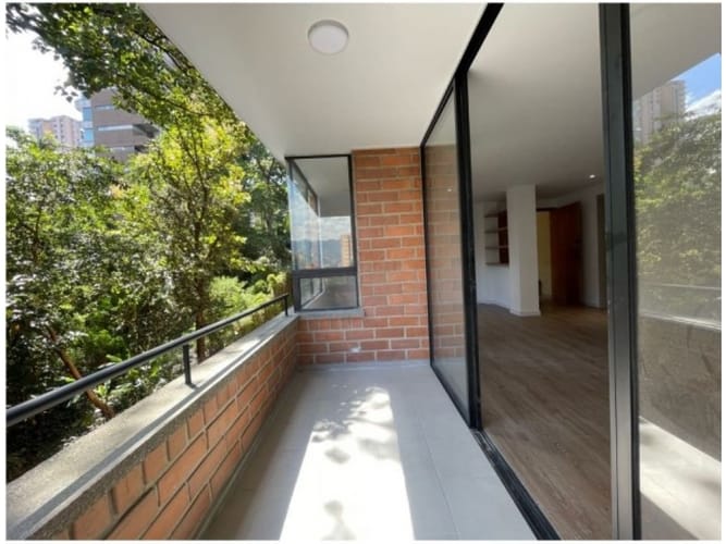 Apartamento de 3 alcobas en venta en Alejandría, Medellín, 171 m² · foto 3 de 14