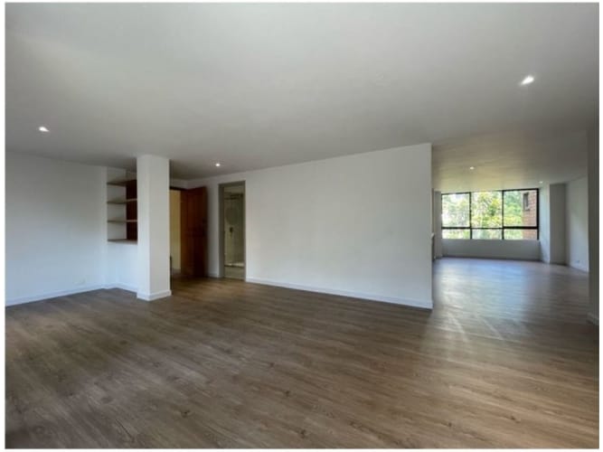 Apartamento de 3 alcobas en venta en Alejandría, Medellín, 171 m² · foto 4 de 14