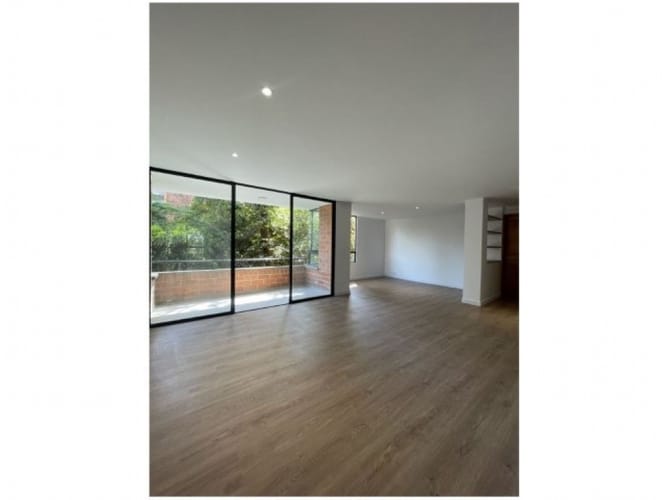 Apartamento de 3 alcobas en venta en Alejandría, Medellín, 171 m² · foto 5 de 14