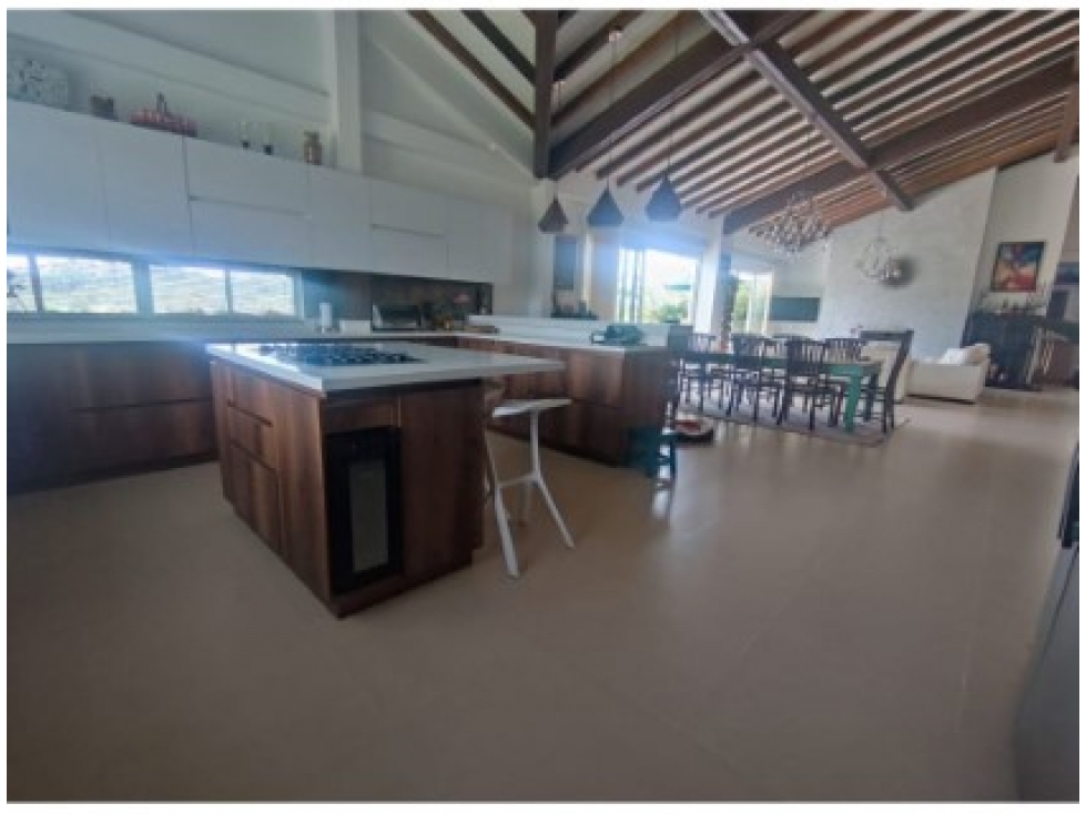 Casa de 4 alcobas en venta en El Retiro, 550 m² · foto 7 de 24