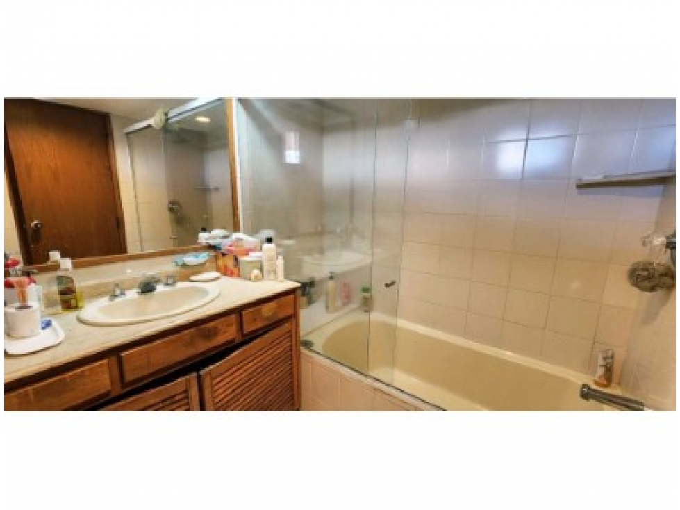 Apartamento de 3 alcobas en venta en Las Lomas, Medellín, 135 m² · foto 10 de 14