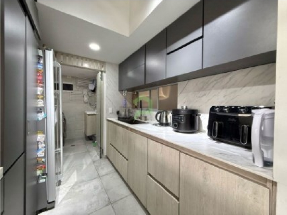 Apartamento de 3 alcobas en venta en Urbanizacion La Florida, Medellín, 113 m² · foto 2 de 20