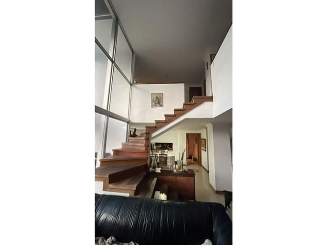 Apartamento de 4 alcobas en venta en Laureles, Medellín, 230 m² · foto 2 de 20