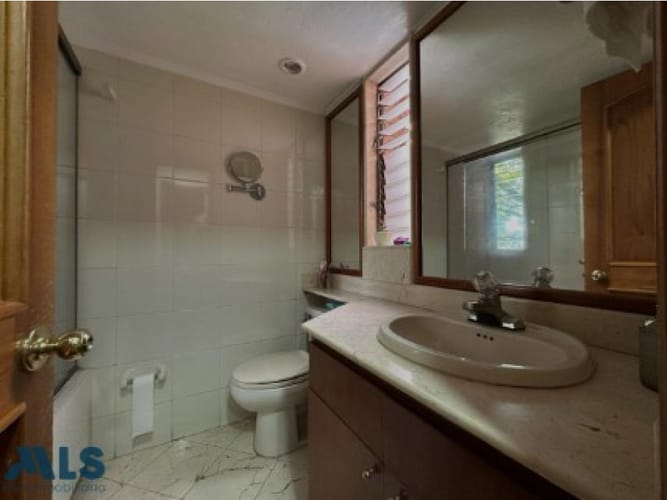 Apartamento de 3 alcobas en venta en El Tesoro, Medellín, 164 m² · foto 20 de 24