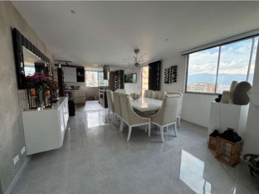 Apartamento en venta en Cumbres, Envigado · foto 3 de 15