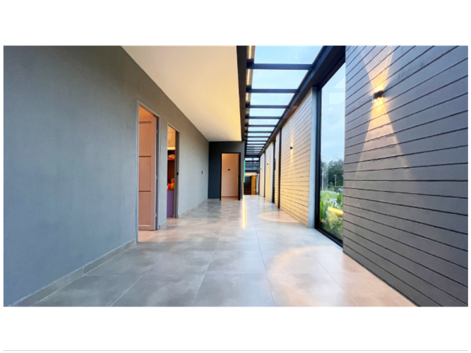 Casa de 3 alcobas en venta en El Capiro, Envigado, 600 m² · foto 6 de 20