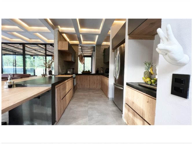 Casa de 3 alcobas en venta en El Capiro, Envigado, 600 m² · foto 10 de 20