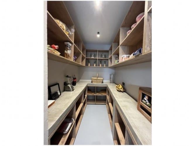 Casa de 3 alcobas en venta en El Capiro, Envigado, 600 m² · foto 11 de 20