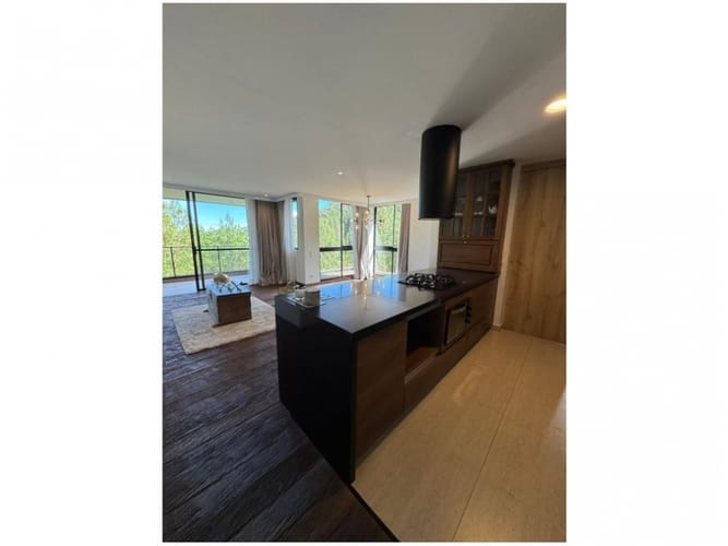 Apartamento de 3 alcobas en venta en El Retiro, 184 m² · foto 3 de 15