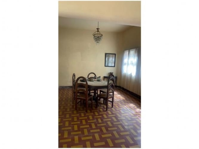 Casa de 5 alcobas en venta en Laureles, Medellín, 331 m² · foto 9 de 15