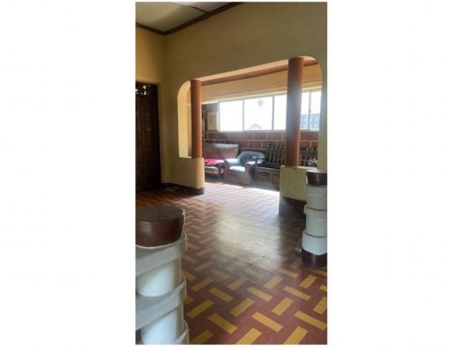 Casa de 5 alcobas en venta en Laureles, Medellín, 331 m² · foto 13 de 15