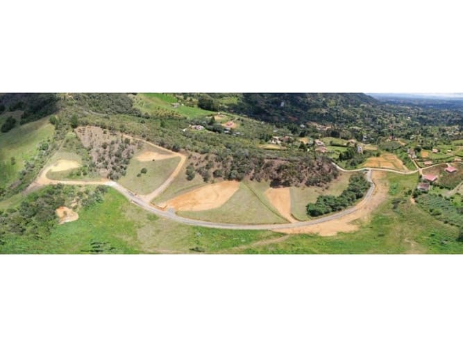 Lote en venta en Guarne · foto 3 de 5