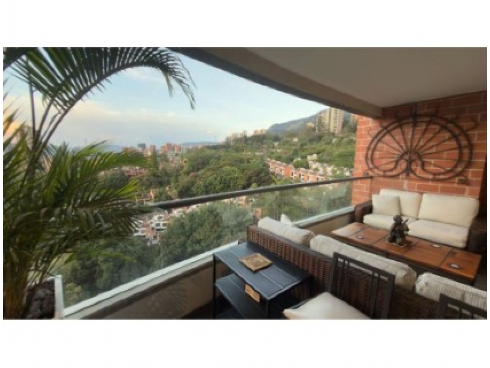 Apartamento de 4 alcobas en venta en San Lucas, Medellín, 387 m² · foto 8 de 16