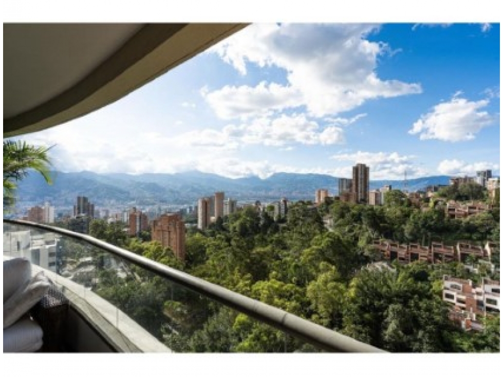 Apartamento de 4 alcobas en venta en San Lucas, Medellín, 387 m² · foto 9 de 16