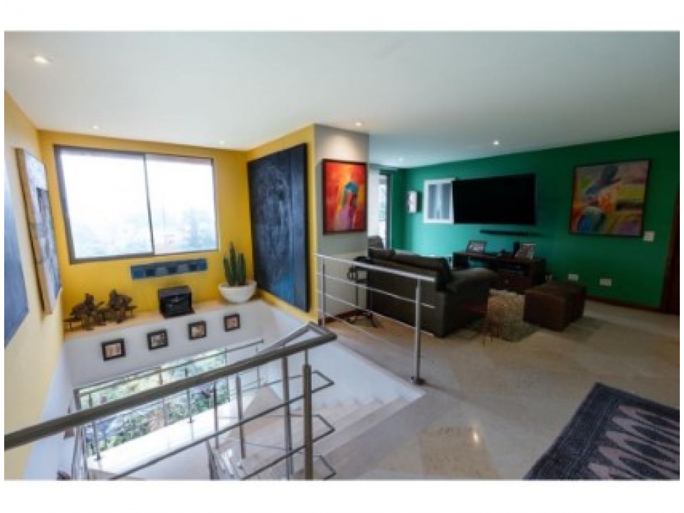 Apartamento de 4 alcobas en venta en San Lucas, Medellín, 387 m² · foto 13 de 16