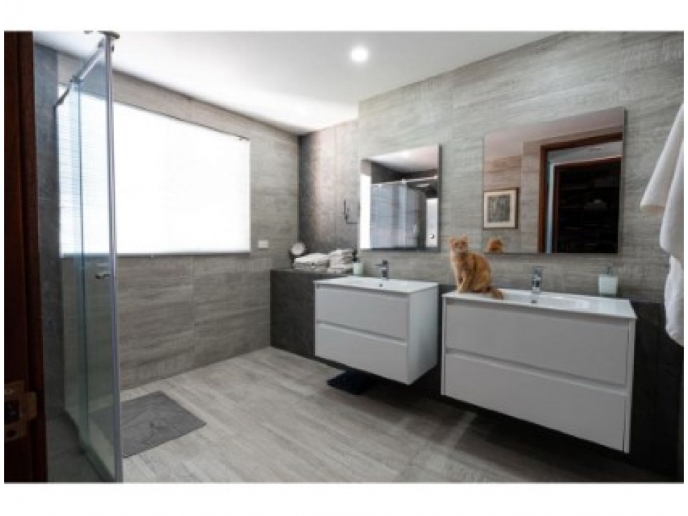 Apartamento de 4 alcobas en venta en San Lucas, Medellín, 387 m² · foto 16 de 16