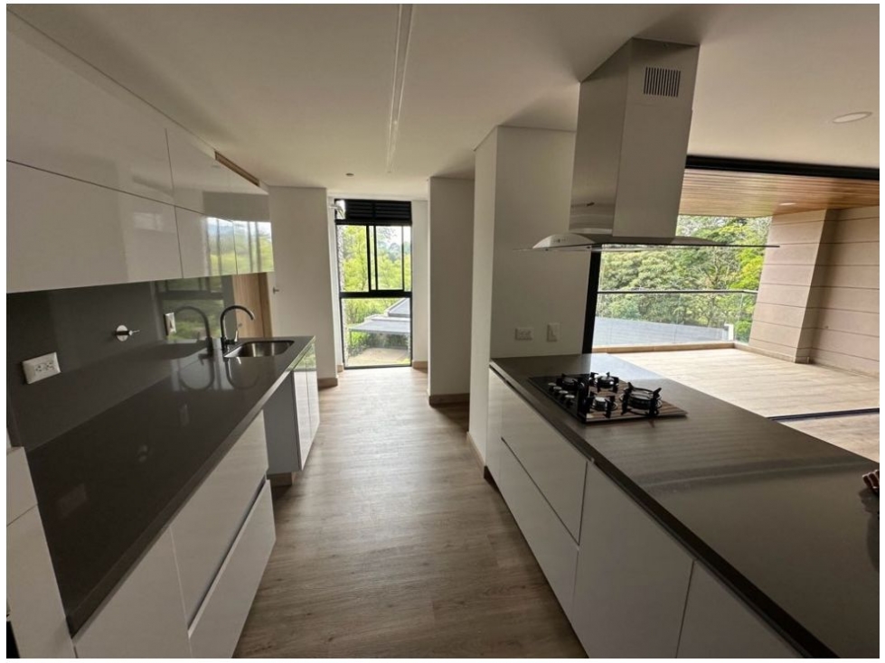 Apartamento de 4 alcobas en venta en Llano Grande, Rionegro, 173 m² · foto 5 de 12