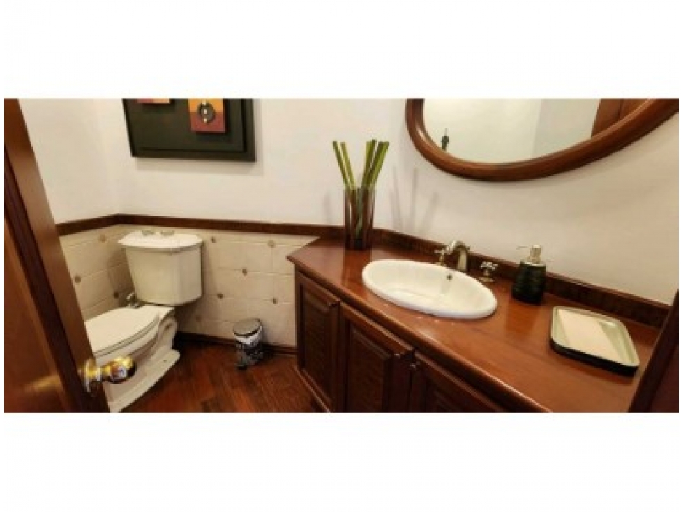 Apartamento en venta en El Poblado, Medellín · foto 5 de 18