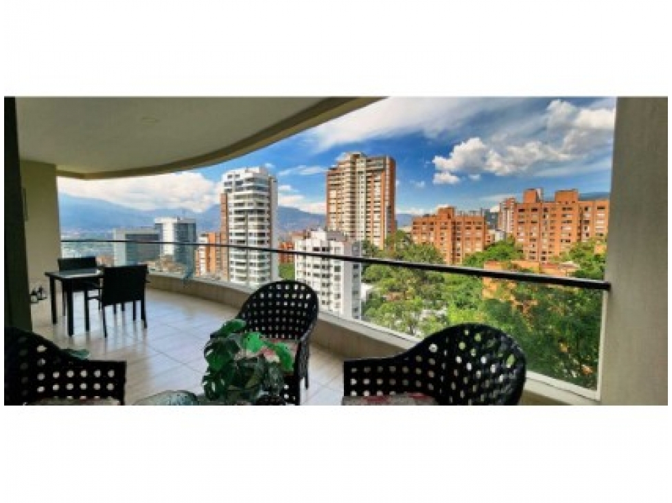 Apartamento en venta en El Poblado, Medellín · foto 8 de 18