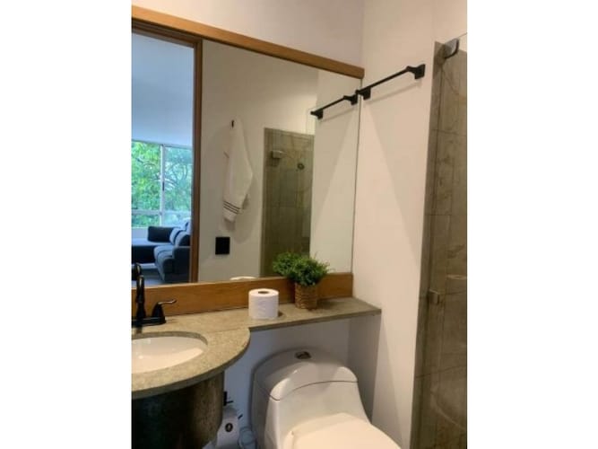 Apartamento de 1 alcoba en venta en La Florida, Medellín, 84 m² · foto 9 de 15