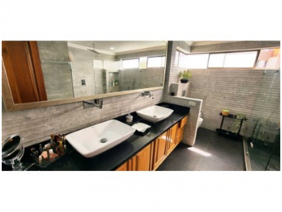 Apartamento en venta en El Poblado, Medellín · foto 17 de 18