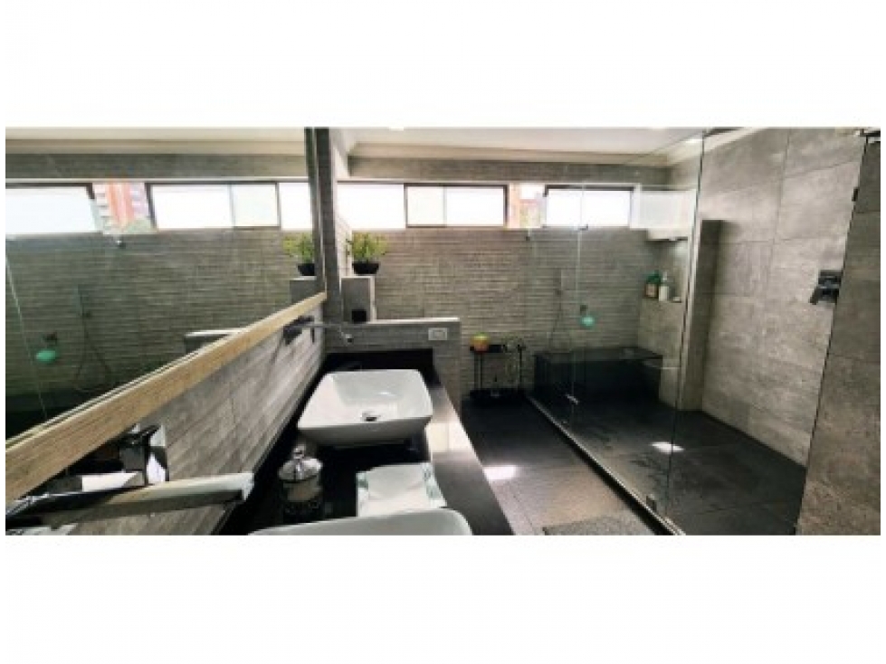 Apartamento en venta en El Poblado, Medellín · foto 18 de 18