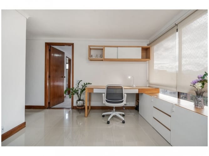 Apartamento de 3 alcobas en venta en El Poblado, Medellín, 221 m² · foto 12 de 24