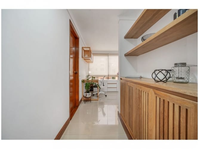 Apartamento de 3 alcobas en venta en El Poblado, Medellín, 221 m² · foto 14 de 24