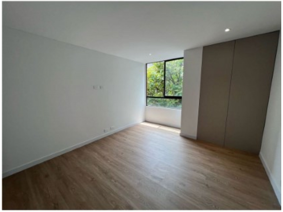 Apartamento de 3 alcobas en venta en Alejandría, Medellín, 171 m² · foto 9 de 18
