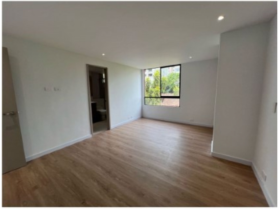 Apartamento de 3 alcobas en venta en Alejandría, Medellín, 171 m² · foto 14 de 18