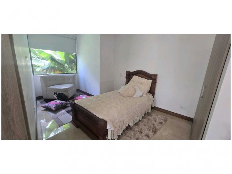 Casa de 4 alcobas en venta en Loma Del Escobero, Envigado, 430 m² · foto 8 de 24