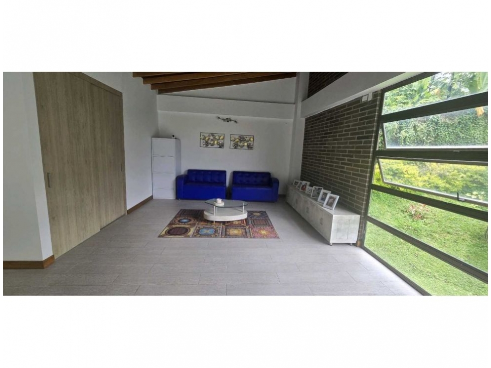 Casa de 4 alcobas en venta en Loma Del Escobero, Envigado, 430 m² · foto 15 de 24