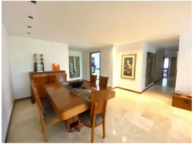 Apartamento de 3 alcobas en venta en El Poblado, Medellín, 180 m² · foto 7 de 16