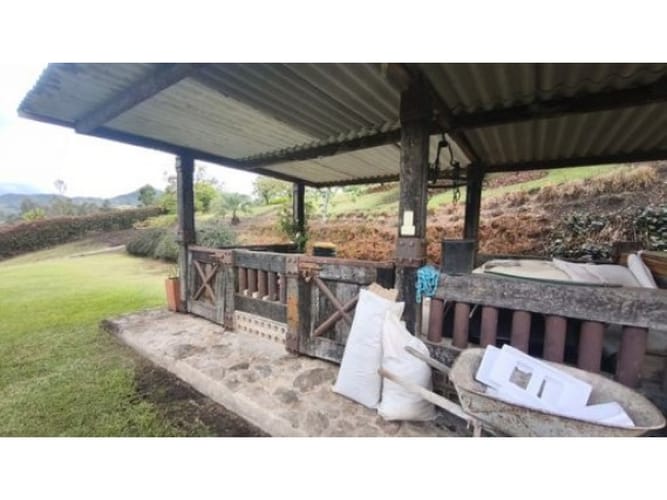 Casa de 4 alcobas en venta en Llano Grande, Rionegro, 260 m² · foto 17 de 24