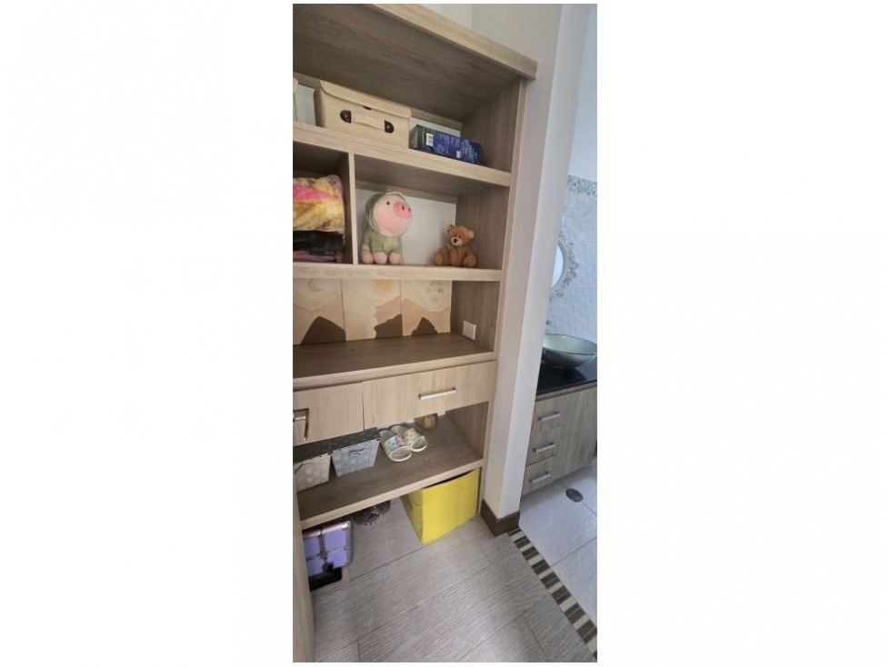Casa de 4 alcobas en venta en Loma Del Escobero, Envigado, 430 m² · foto 19 de 24