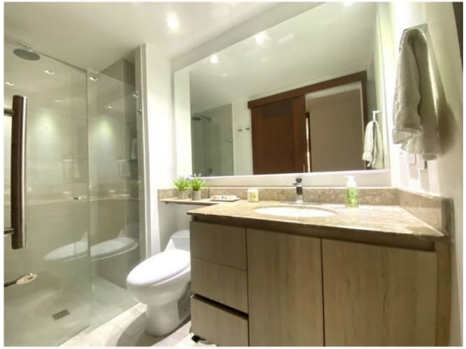 Apartamento de 3 alcobas en venta en El Poblado, Medellín, 180 m² · foto 15 de 16