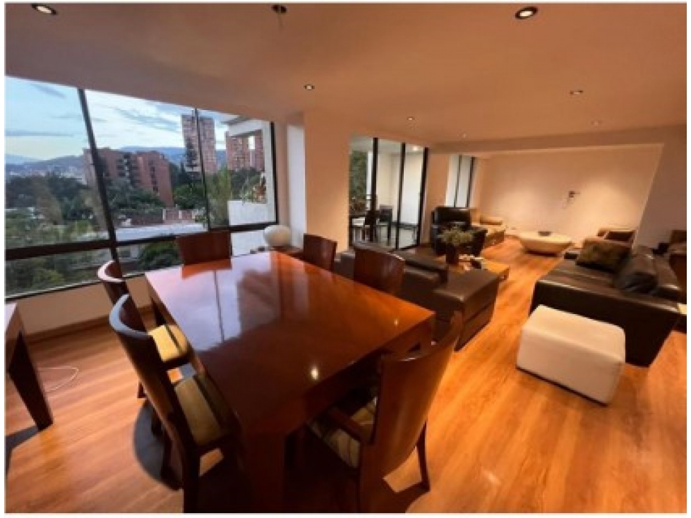 Apartamento en venta en El Poblado, Medellín · foto 14 de 24