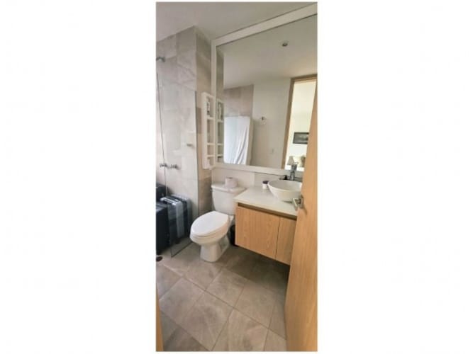 Apartamento de 3 alcobas en venta en El Poblado, Medellín, 197 m² · foto 19 de 20